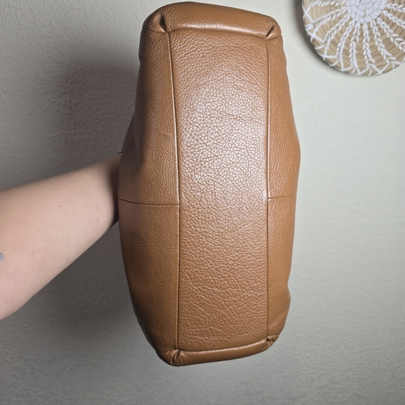 Coach New York Brown pebbled leather slouch handbag See Photos - Picture 6 of 16